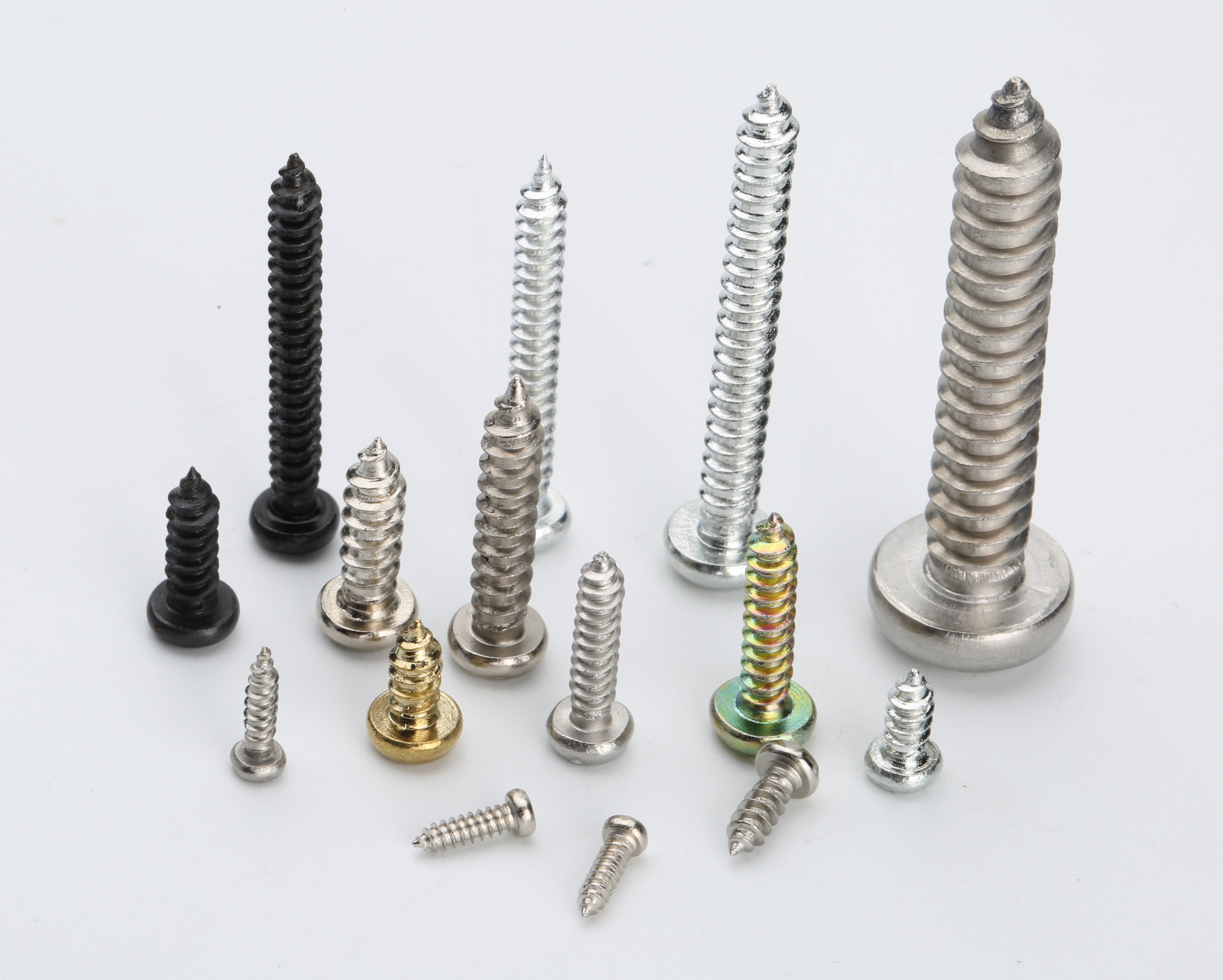 How Many Kinds Of Self Tapping Screws Fastenal Have?